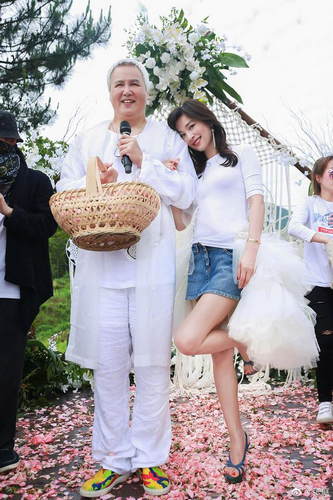 张庭晒老公减肥前后对比照 一月狂瘦15斤效果显著