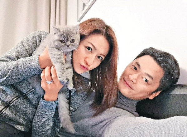 江若琳晒猫咪称与男友“父子相” 笑言两人已成猫奴