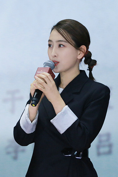 马苏出席献礼片《一切如你》展映  坦言参演此片很幸运