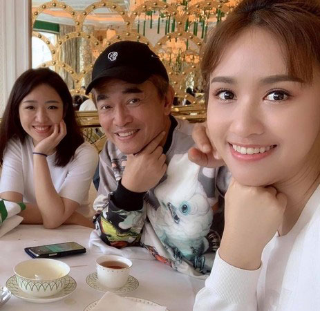 吴宗宪二女儿被赞颜值高 姐姐“吃醋”：哪有很正啦